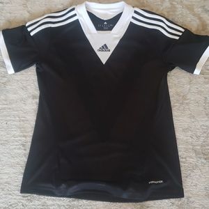 Adidas tee